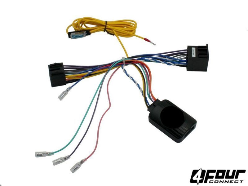 FOUR Connect 4-CTSMC012.2 Mercedes rattiohjain-adapteri