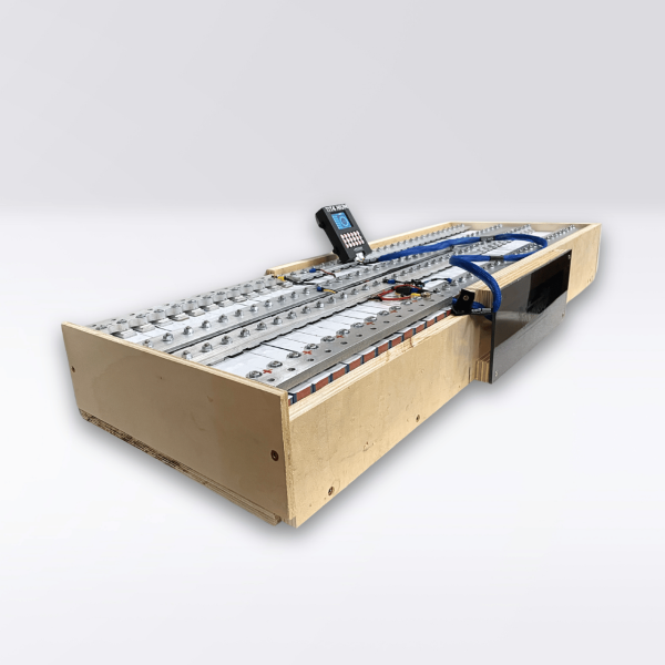 LTO TITANIUM 14.4V 455Ah Battery - 78 Cells with BMS and Bars - 35x95.7x12cm